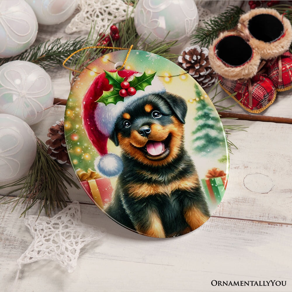 Decorative plate with a Christmas-themed dog illustration surrounded by festive decorations.